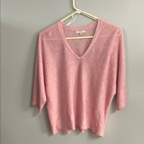 Pink V-Neck Sweater with Three-Quarter Sleeves - Picture 1 of 4